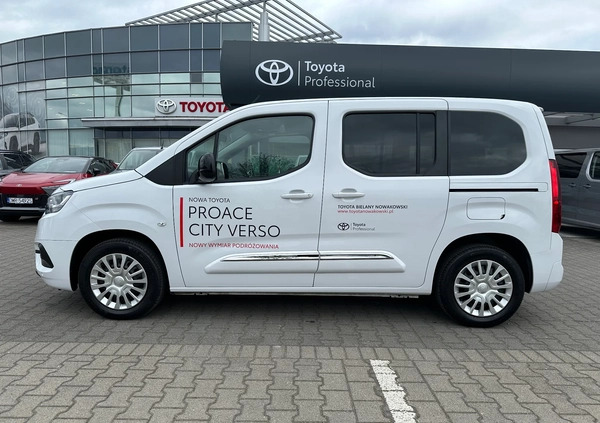 Toyota Proace City Verso cena 116900 przebieg: 4600, rok produkcji 2023 z Józefów małe 92